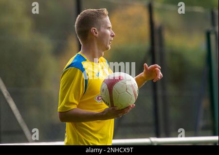 Monmouth, Wales, 30. Oktober 2021. Ardal Leagues im Südosten der USA treffen sich zwischen Monmouth Town und Rhayader Town. Kredit: Will Cheshire Stockfoto