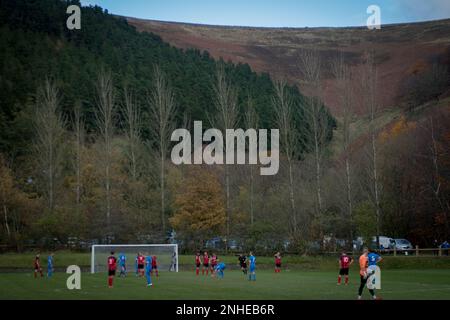 Abertillery, Wales, 13. November 2021. Ardal Leagues South East treffen Abertillery Bluebirds und Goytre AFC. Kredit: Will Cheshire Stockfoto