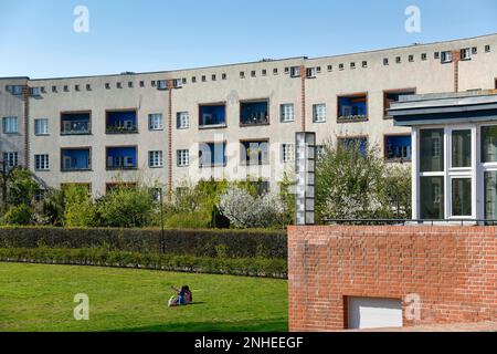 Wohngebäude, Lowise-Reuter-Ring, Hufeisensiedlung, Britz, Neukoelln, Berlin, Deutschland Stockfoto