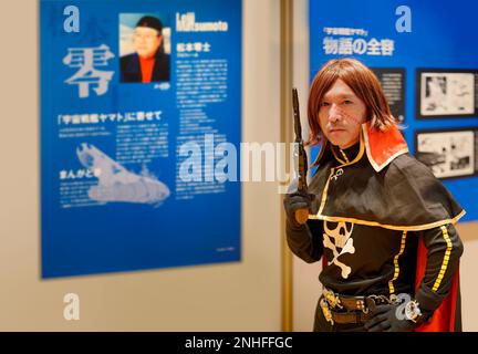 tokio, japan - november 02 2019: Japanischer Cosplayer trägt ein Kostüm aus der Manga- und Anime-Serie Kapitän Herlock von Leiji Matsumoto im jährlichen Jahr Stockfoto