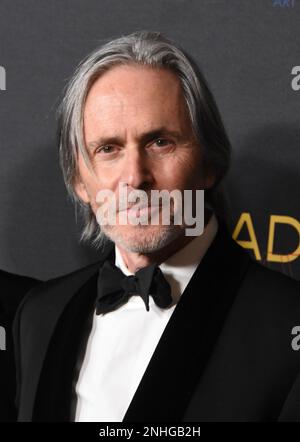 Los Angeles, Kalifornien, USA 18. Februar 2023 Keith Raywood nimmt am 18. Februar 2023 im InterContinental Los Angeles, Kalifornien, USA, an den 27. Annual Art Directors Guild Awards Teil. Foto: Barry King/Alamy Stock Photo Stockfoto