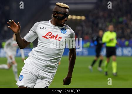 Frankfurt, Hessen, Deutschland. 21. Februar 2023. 21. Februar 2023; Deutsche Bank Park, Frankfurt, Hessen, Deutschland; Champions League Fußball, Eintracht Frankfurt gegen Neapel; Victor Osimhen von Neapel Credit: Action Plus Sports Images/Alamy Live News Stockfoto