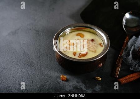 Hausgemachte Kerala Palada Pradaman oder Payasam, selektive Ausrichtung Stockfoto