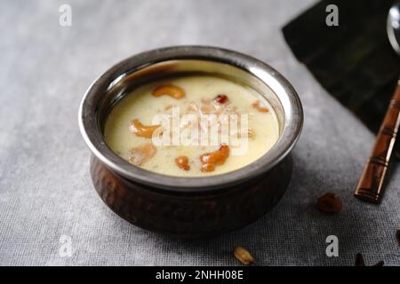 Hausgemachte Kerala Palada Pradaman oder Payasam, selektive Ausrichtung Stockfoto