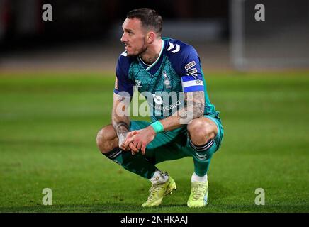 Liam Hogan (Kapitän) vom Oldham Athletic Association Football Club nach dem Spiel der Vanarama National League zwischen Gateshead und Oldham Athletic im Gateshead International Stadium, Gateshead am Montag, den 20. Februar 2023. (Foto: Eddie Garvey | MI News) Kredit: MI News & Sport /Alamy Live News Stockfoto