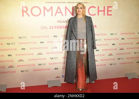 Rom, Italien. 21. Februar 2023. Levante besucht den roten Teppich der Premiere des Films „Romantiche“ im Cinema Adriano. Kredit: SOPA Images Limited/Alamy Live News Stockfoto