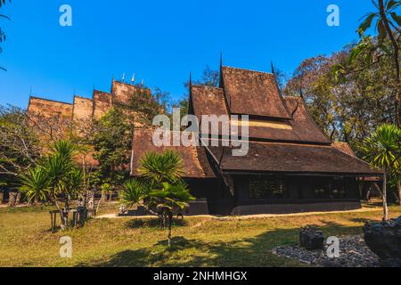 Baan Dam Museum, auch bekannt als Black House Museum, in Chiang Rai, Thailand Stockfoto