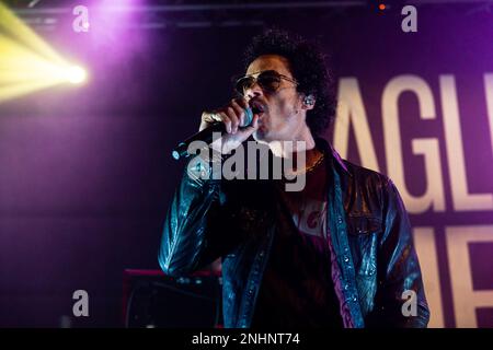Mailand, Italien. 21. Februar 2023. Der schwedische Sänger Eagle-Eye Cherry tritt am 21 2023. Februar live in Santeria in Mailand auf (Foto von Mairo Cinquetti/NurPhoto). Kredit: NurPhoto SRL/Alamy Live News Stockfoto