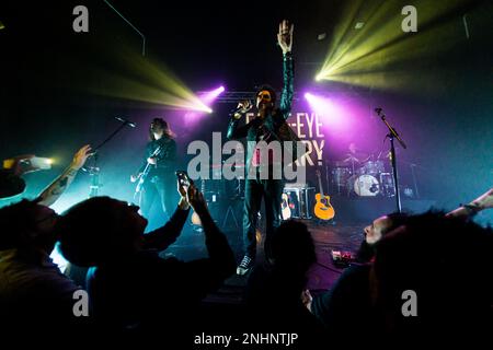 Mailand, Italien. 21. Februar 2023. Der schwedische Sänger Eagle-Eye Cherry tritt am 21 2023. Februar live in Santeria in Mailand auf (Foto von Mairo Cinquetti/NurPhoto). Kredit: NurPhoto SRL/Alamy Live News Stockfoto
