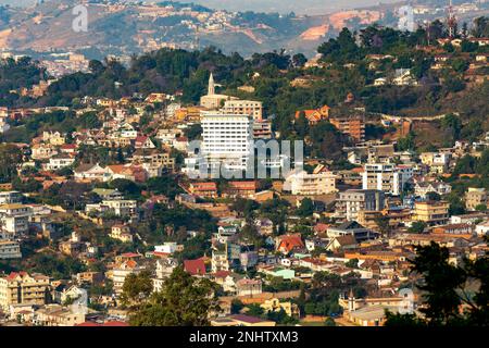 Antananarivo (AN-tan-AN-ah-REEV-oo) - Stadt der Tausend, auch bekannt als Tana, Hauptstadt und größte Stadt Madagaskars. Französischer Name Tananarive. Schlechte Kappe Stockfoto