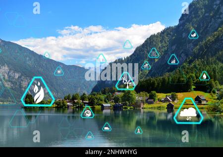 Digitale Öko-Symbole und wunderschöne Landschaft mit Bergen und Fluss an sonnigen Tagen Stockfoto