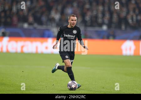 Mario Gotze (Frankfurt), 21. FEBRUAR 2023 - Fußball / Fußball : UEFA Champions League-Runde mit 16 1. Beinen zwischen Eintracht Frankfurt 0-2 SSC Neapel im Frankfurter Stadion. (Foto: Mutsu Kawamori/AFLO) Stockfoto