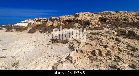 Alte fossile Düne, Oolithen, Los Escullos, Naturpark Cabo de Gata-Níjar, UNESCO-Biosphärenreservat, Klimaregion der heißen Wüste, Almería, Andalucía, Stockfoto