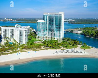 Ein Balharbour Appartement Gebäude, Bal Harbour, Haulover, Miami, South Florida, Dade, Florida, USA Stockfoto