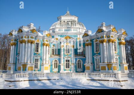 PUSCHKIN, RUSSLAND - 21. FEBRUAR 2023: Nahaufnahme des Eremitage-Pavillons. Tsarskoye Selo (Puschkin), Russland Stockfoto