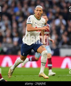 19. Februar 2023 - Tottenham Hotspur / West Ham United - Premier League - Tottenham Hotspur Stadium Tottenham's Richarlison während des Premier League-Spiels gegen West Ham. Bild : Mark Pain / Alamy Live News Stockfoto