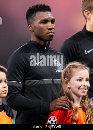 FRANKFURT, DEUTSCHLAND - FEBRUAR 21: Buta von Eintracht Frankfurt vor der UEFA Champions League-Runde von 16 Leg One Match zwischen Eintracht Frankfurt und SSC Neapel im Frankfurter Stadion am 21. Februar 2023 in Frankfurt (Foto: Rene Nijhuis/Orange Pictures) Stockfoto