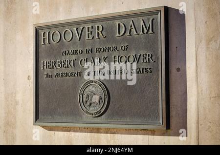 Eine Plakette für Herbert Clark Hoover am Hoover-Staudamm Stockfoto