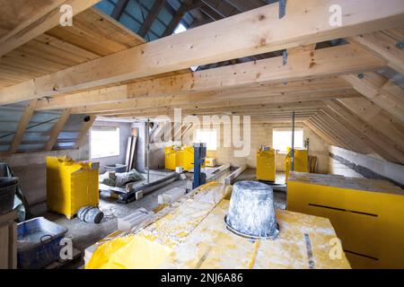 Obergeschossbaustelle eines Einfamilienhauses Stockfoto