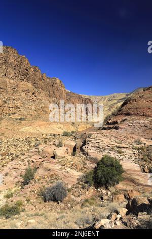 Blick durch das Dana Biosphärenreservat, Wadi Dana, Süd-Zentrum Jordanien, Naher Osten. Jordaniens größtes Naturschutzgebiet Stockfoto