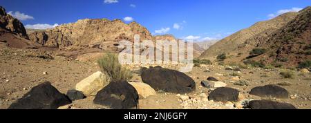 Blick durch das Dana Biosphärenreservat, Wadi Dana, Süd-Zentrum Jordanien, Naher Osten. Jordaniens größtes Naturschutzgebiet Stockfoto