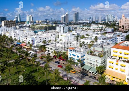 Blick aus der Vogelperspektive auf South Beach, Ocean Drive am frühen Morgen, Miami Beach, Miami, Florida USA, USA Stockfoto