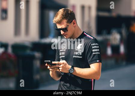 Mick Schumacher (GER) Mercedes AMG F1 Reserve Fahrer. 22.02.2023. Formula 1 Testing, Sakhir, Bahrain, Preparations. Das Foto sollte wie folgt lauten: XPB/Press Association Images. Stockfoto