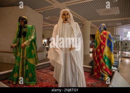 Eine Galerie des Nationalmuseums von Bahrain. Die Ausstellung zeigt ein traditionelles Leben. Stockfoto
