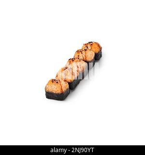 Gebackene Sushi-Brötchen auf weißem Hintergrund isoliert Stockfoto
