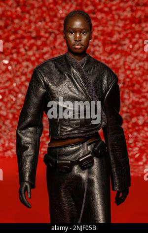 Mailand, Italien. 22. Februar 2023. DIESEL Herbst-Winter 2023-2024 Runway während der Mailänder Fashion Week am 2023. Februar in Mailand; Italien 22/02/2023 Gutschrift: dpa/Alamy Live News Stockfoto