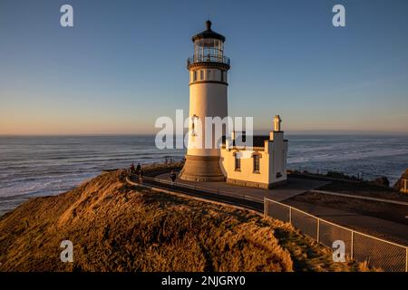 WA23029-00...WASHINGTON - North Point Lighthouse mit Blick auf den Pazifik, 2 Meilen nördlich des Columbia River Eingangs. Stockfoto