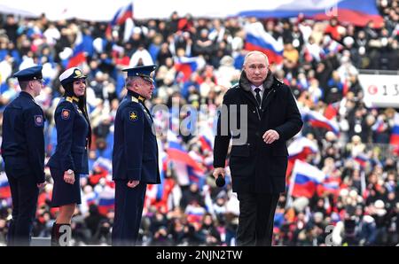 Konzert Ruhm für die Verteidiger des Vaterlandes vor dem 23. Februar sprach der Präsident bei einem Rallye-Konzert, das dem Tag des Vaterlandes gewidmet ist, im Luzhniki-Stadion. Foto: Das Russische Präsidialamt Stockfoto