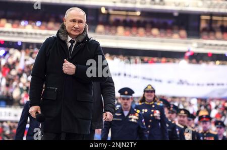 Konzert Ruhm für die Verteidiger des Vaterlandes vor dem 23. Februar sprach der Präsident bei einem Rallye-Konzert, das dem Tag des Vaterlandes gewidmet ist, im Luzhniki-Stadion. Foto: Das Russische Präsidialamt Stockfoto