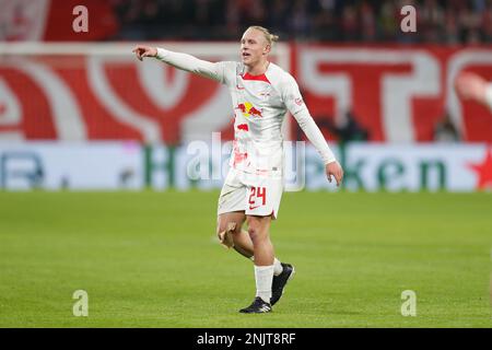 Leipzig, Deutschland. 22. Februar 2023. Xaver Schlager (Leipzig) Fußball : UEFA Champions League Runde des 16 1. Beinspiels zwischen RB Leipzig 1-1 Manchester City FC in der RB Arena in Leipzig. Kredit: Mutsu Kawamori/AFLO/Alamy Live News Stockfoto