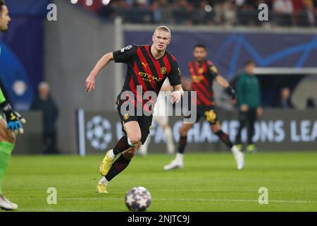 Leipzig, Deutschland. 22. Februar 2023. Erling Haaland (Manc) Fußball : UEFA Champions League Runde des 16 1. Beinspiels zwischen RB Leipzig 1-1 Manchester City FC in der RB Arena in Leipzig. Kredit: Mutsu Kawamori/AFLO/Alamy Live News Stockfoto