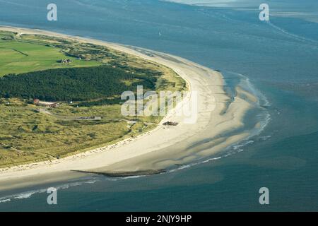 Blick von einem Flugzeug auf die holländische Insel Ameland Stockfoto