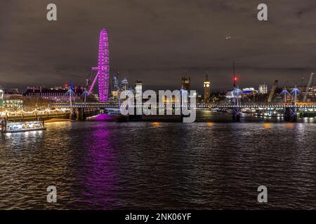 Golden Jubilee und Hungerford Bridges, The London Eye and the River Thames, London, England, Großbritannien Stockfoto