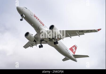 Heathrow, London - Februar 20. 2023: Swiss Airlines Landing Heathrow Airport Stockfoto