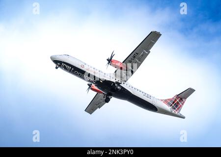 Heathrow, London - Februar 20. 2023: Loganair ATR-72-600 Stockfoto