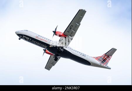 Heathrow, London - Februar 20. 2023: Loganair ATR-72-600 Stockfoto