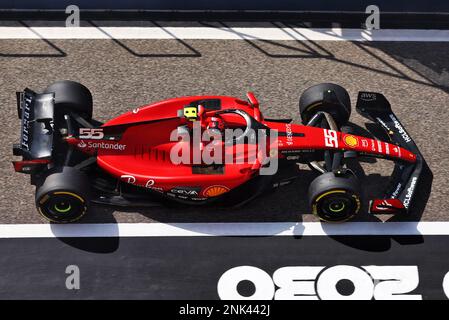 Carlos Sainz Jr (E) Ferrari SF-23. Formula One Testing, Day One, Donnerstag, 23. Februar 2023. Sakhir, Bahrain. Stockfoto