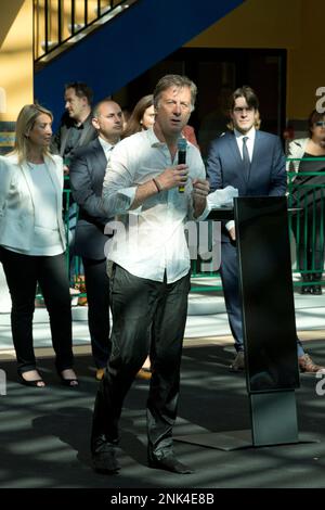 ERÖFFNUNG DES MOLITOR-SCHWIMMBADS IN PARIS SEBASTIEN BAZIN ACCOR VORSITZENDER IM SCHWIMMBAD Stockfoto