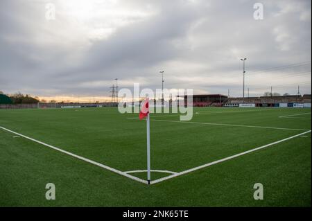 Cirencester, England, 28. November 2021. Vitality Women's FA Cup, zweite Runde, richtiges Spiel zwischen Cheltenham Town Ladies und Southampton Women. Kredit: Stockfoto