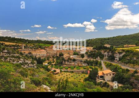 Das Dorf Minerve im Departement Herault in der französischen Region Occitanie Stockfoto