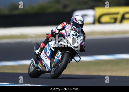 Victoria, Australien. 24. Februar 2023. Garrett Gerloff (USA)Rennsport für Bonovo Action BMW mit dem BMW M 1000RR während der Australian Grand Ridge Round 2023 der MOTUL FIM Superbike World Championship 2023 in Phillip Island, Australien am 24. Februar 2023 - Bildgutschrift: brett keating/Alamy Live News Stockfoto