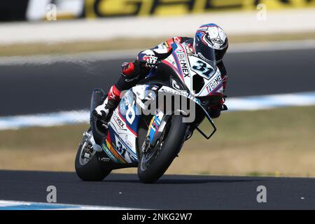 Victoria, Australien. 24. Februar 2023. Garrett Gerloff (USA)Rennsport für Bonovo Action BMW mit dem BMW M 1000RR während der Australian Grand Ridge Round 2023 der MOTUL FIM Superbike World Championship 2023 in Phillip Island, Australien am 24. Februar 2023 - Bildgutschrift: brett keating/Alamy Live News Stockfoto