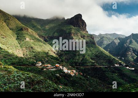 Spanien, Kanarische Inseln, Masca, Blick aus der Vogelperspektive auf das Dorf in der Macizo de Teno Range Stockfoto