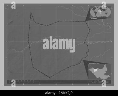 Im Norden von Bahr-el-Ghazal, Bundesstaat Südsudan. Grauskala-Höhenkarte mit Seen und Flüssen. Standorte und Namen der wichtigsten Städte der Region. Corne Stockfoto