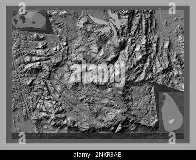 Nuwara Eliya, Bezirk Sri Lanka. Bilevel-Höhenkarte mit Seen und Flüssen. Eckkarten für zusätzliche Standorte Stockfoto