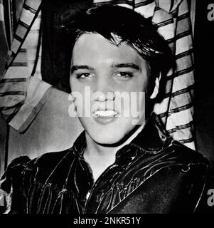 Elvis Presley - TV-Radiospiegel, März 1957 - AI-verbessertes Foto Stockfoto